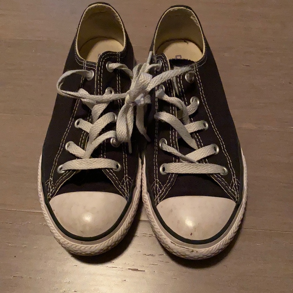 Kids size 2 black converse
